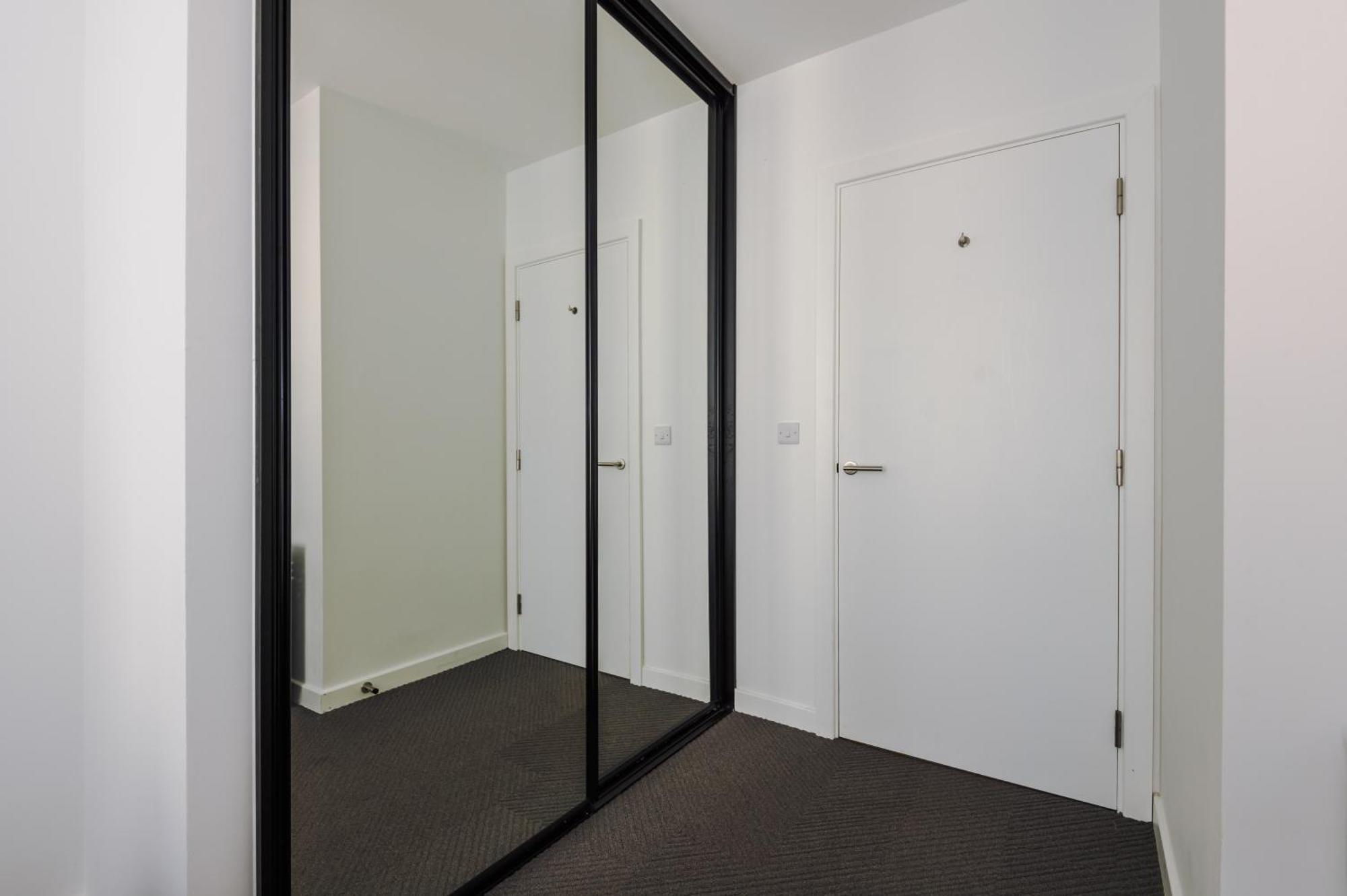 Hilltop Serviced Apartments - Ancoats Manchester Exteriör bild